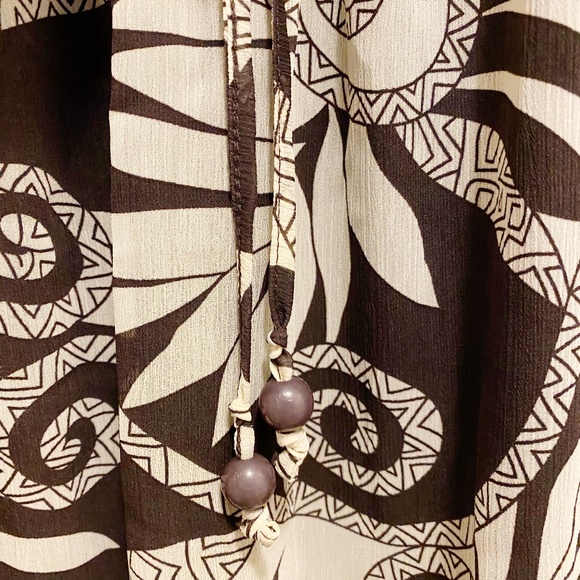 NWT Request Smocked Tribal Strapless Boho Top M - Picture 4 of 8